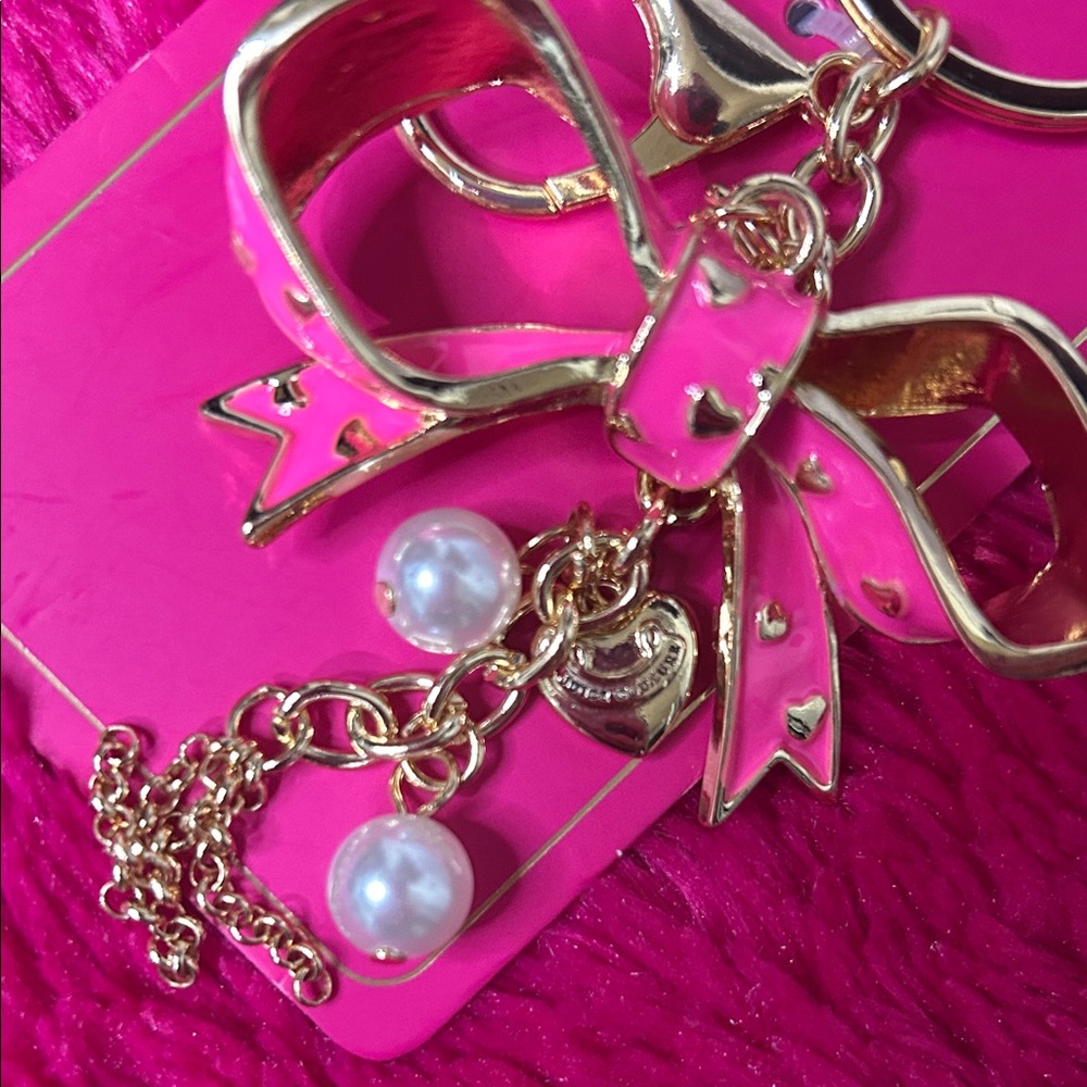 Juicy Couture Gold and Pink Bow Key Holder - Picture 3 of 5